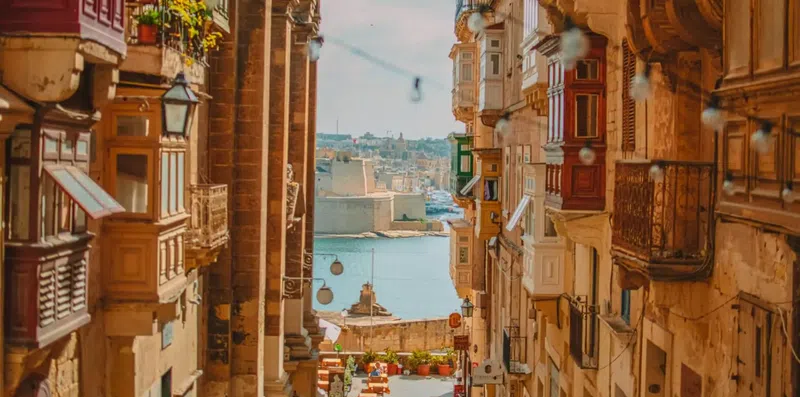 Por que Malta virou febre entre brasileiros na Europa
