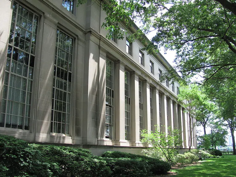 MIT-School-of-Engineering-engenharia-nos-eua