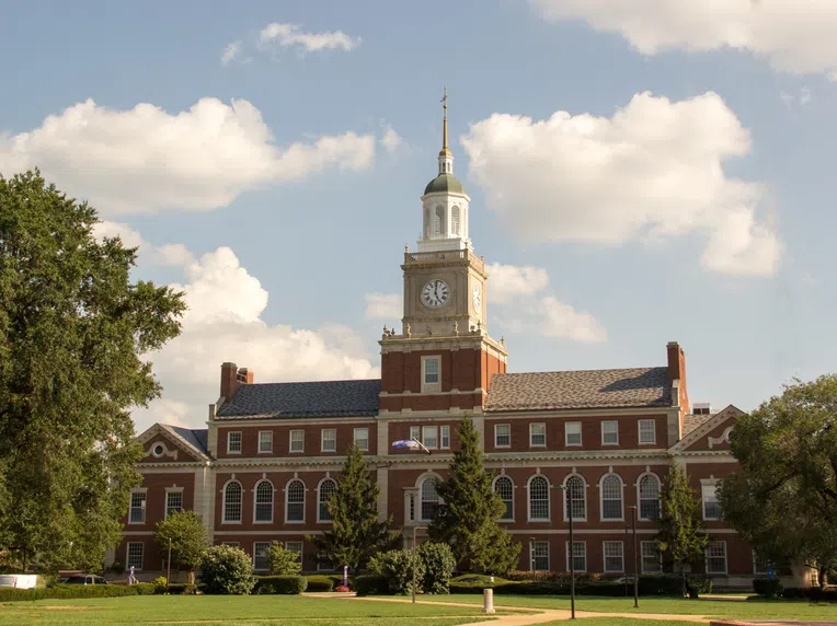 Melhores-universidades-de-Washington-Howard