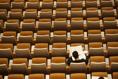 Office hours e tutoria na faculdade no exterior: como usar
