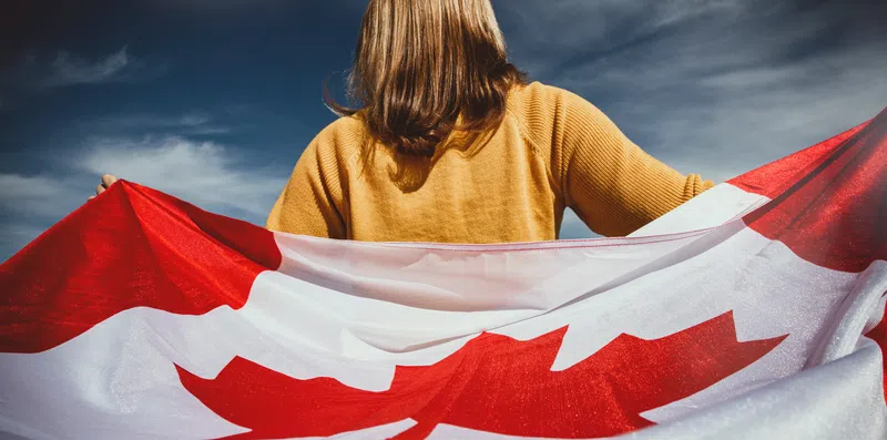 Pesquisa mostra como estudantes têm conseguido residência permanente no Canadá