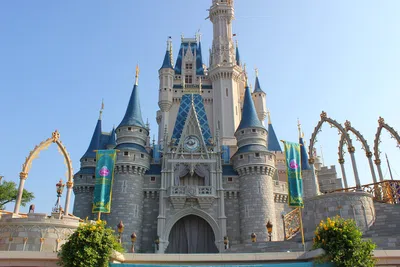 Como trabalhar na Disney em 2026: Cultural Exchange Program (ICP), requisitos, salário e inscrição