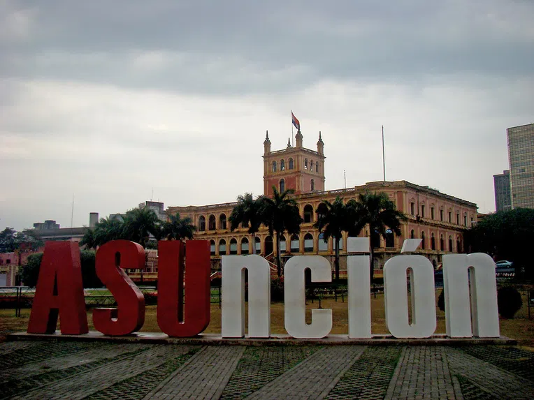 Assunção é um bom ugar para fazer medicina no Paraguai