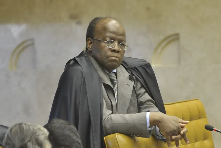 Joaquim-Barbosa-Famosos-que-fizeram-intercâmbio