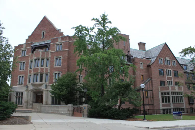 dormitórios-universidade-de-michigan