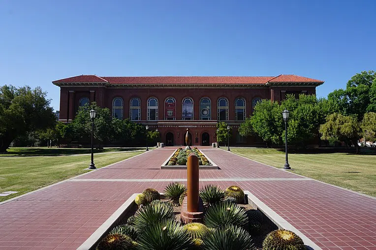 Oeste-dos-EUA-University_of_Arizona