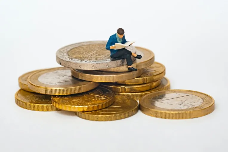 cursos-online-de-economia