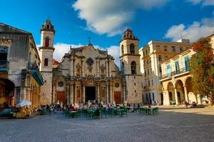 Praça da Catedral (Havana)