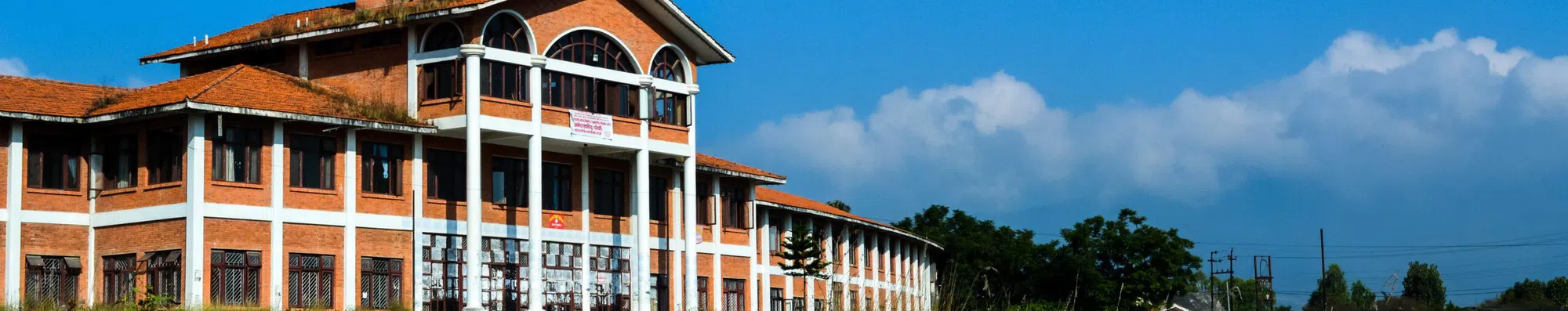 Quais são as maiores universidades do mundo em número de alunos?