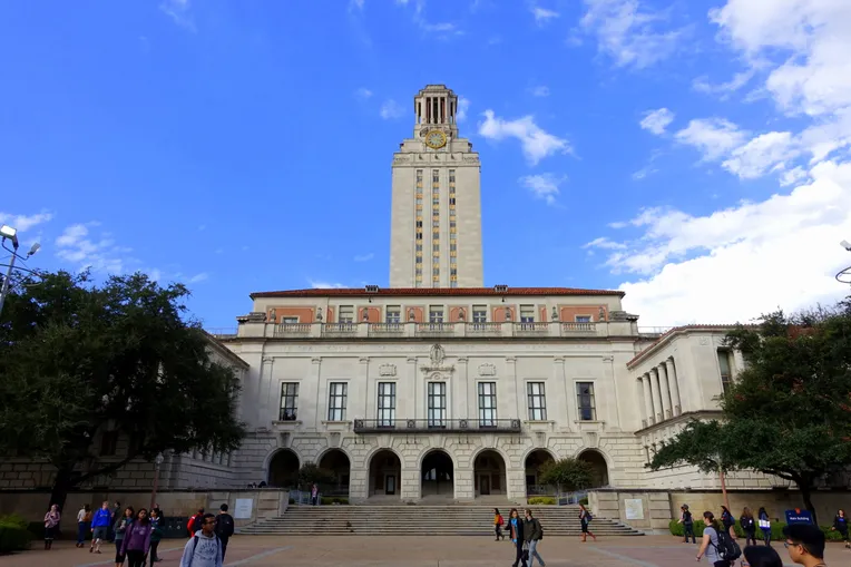Tudo-sobre-intercâmbio-University-of-Texas-at-Austin