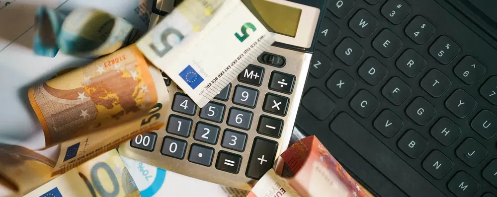 Intercâmbios que pagam para você trabalhar fora