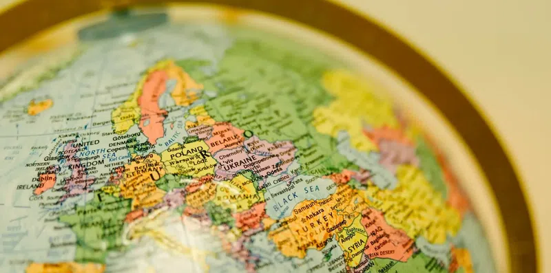 Profissões em alta para quem fala inglês na Europa