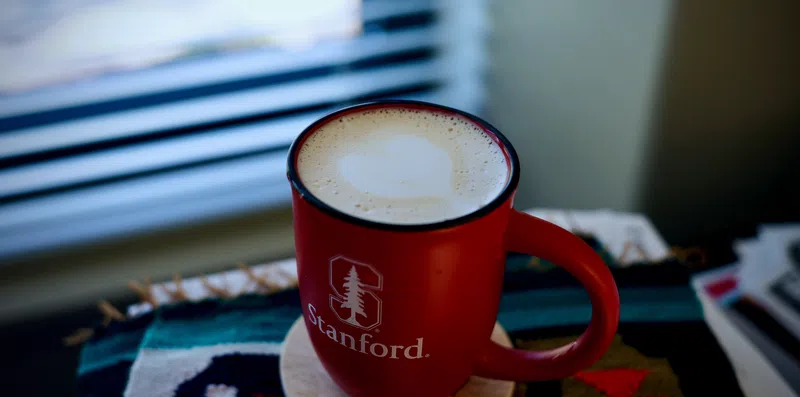 Como estudar em Stanford de graça com bolsa de estudos
