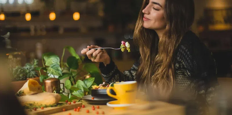 Crie um passeio gastronômico e descubra seu destino ideal de intercâmbio