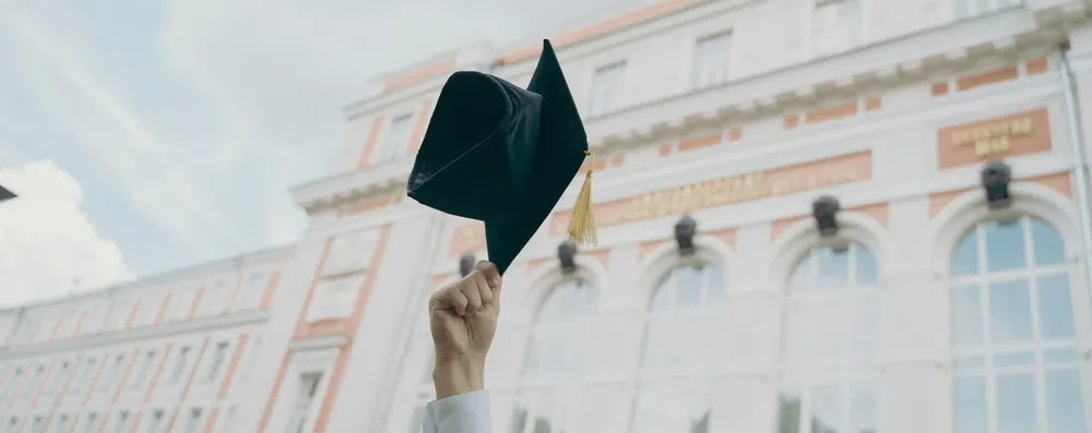 Diploma brasileiro vale em quais países? Onde é aceito sem revalidação e quando ela é obrigatória