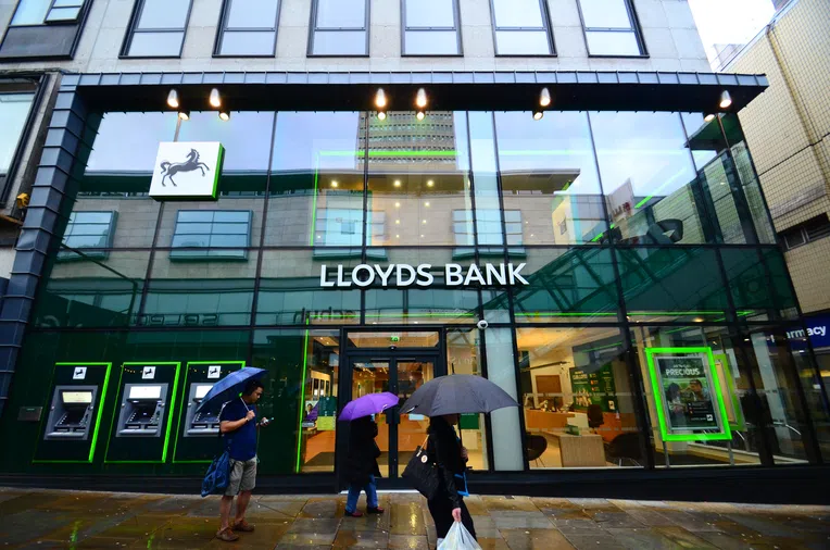conta-bancária-no-reino-unido-leeds