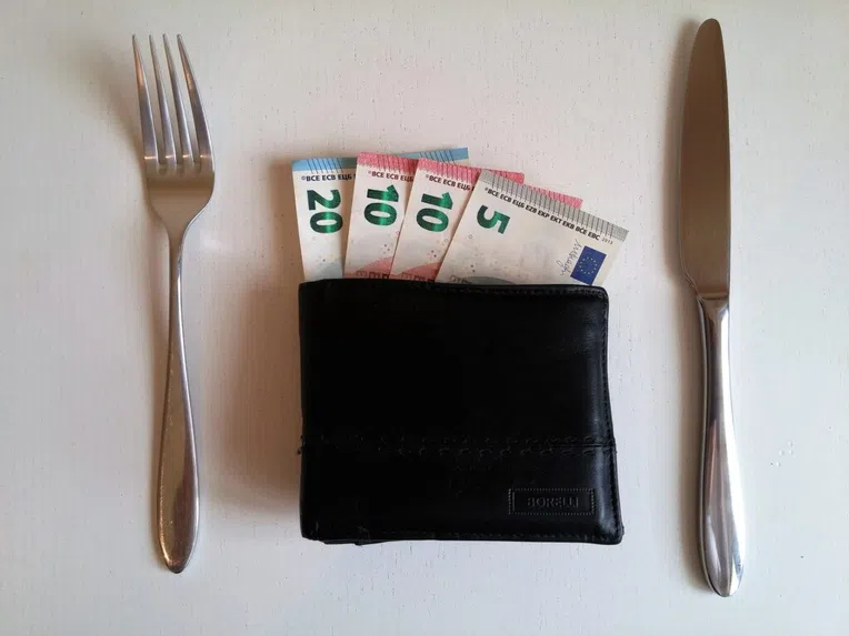 estudar-fora-comida