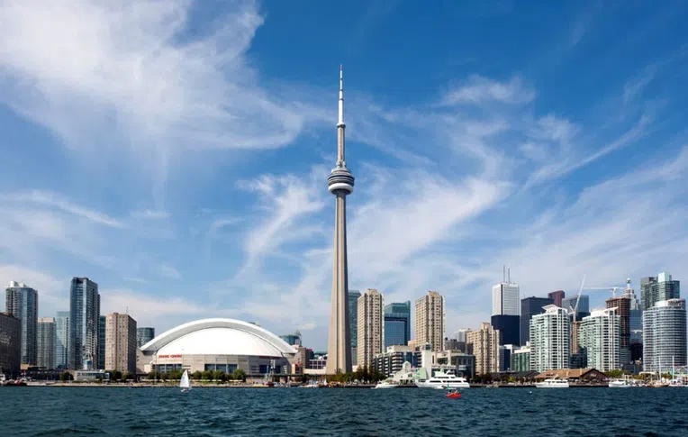cn-razoes-para-estudar-em-toronto