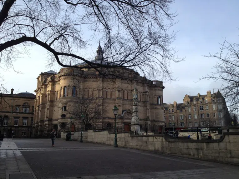melhores-cursos-online-da-universidade-de-edimburgo