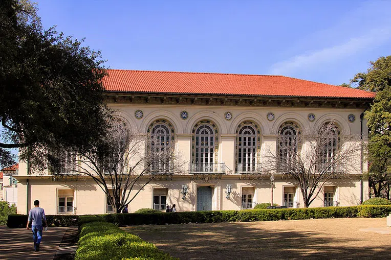 Battle-Hall-Universidade-do-Texas-em-Austin