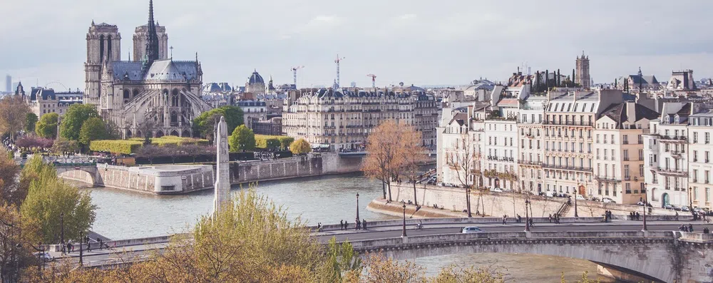 7 melhores lugares para estudar em Paris