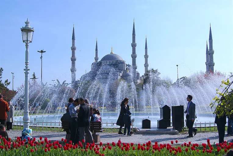 motivos-para-estudar-na-turquia-mesquita-azul