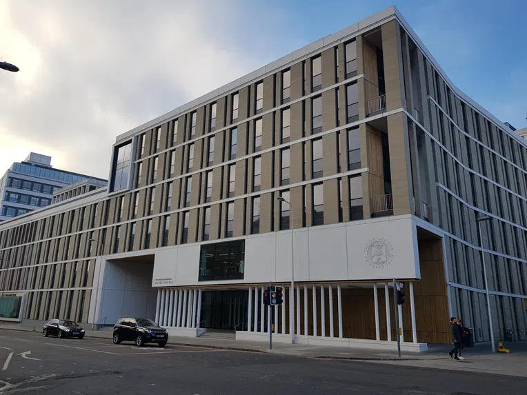 Bayes-Centre-da-Universidade-de-Edimburgo