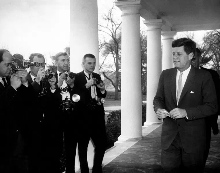 jfk-ex-alunos de Harvard