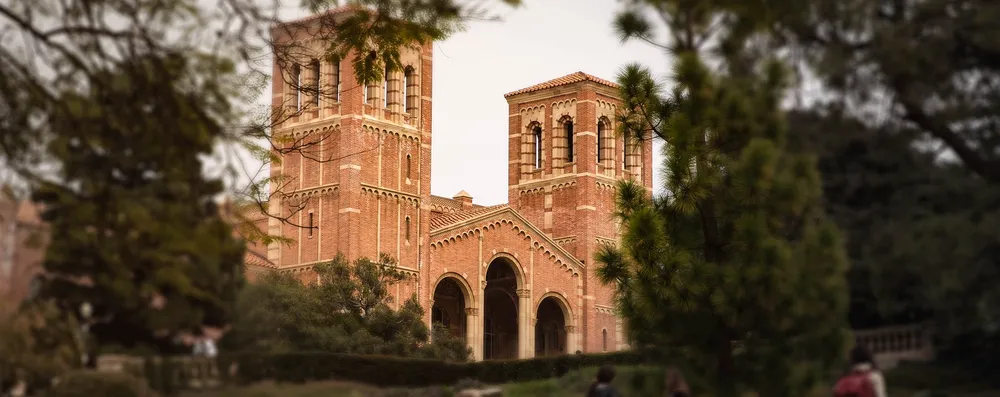Universidades onde você pode estudar com 100 pontos no TOEFL